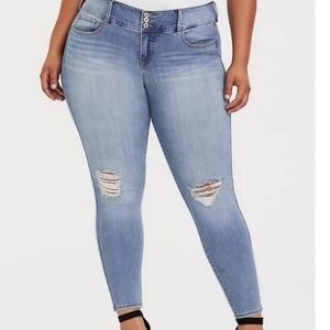 Torrid Jegging Premium Stretch Light Wash